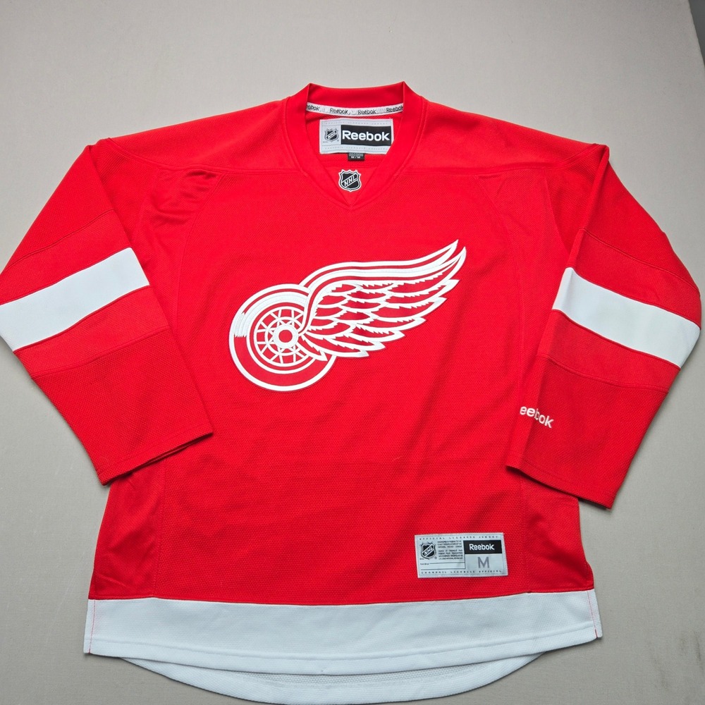 Reebok NHL Detroit Red Wings Jersey Winged Wheel Red White Mens Medium 7185A 16